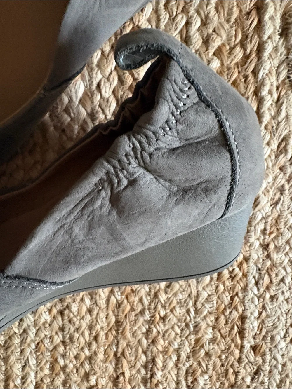 Blondo Etta Gray Pointed-Toe Waterproof Ballet Flats-size 7.5